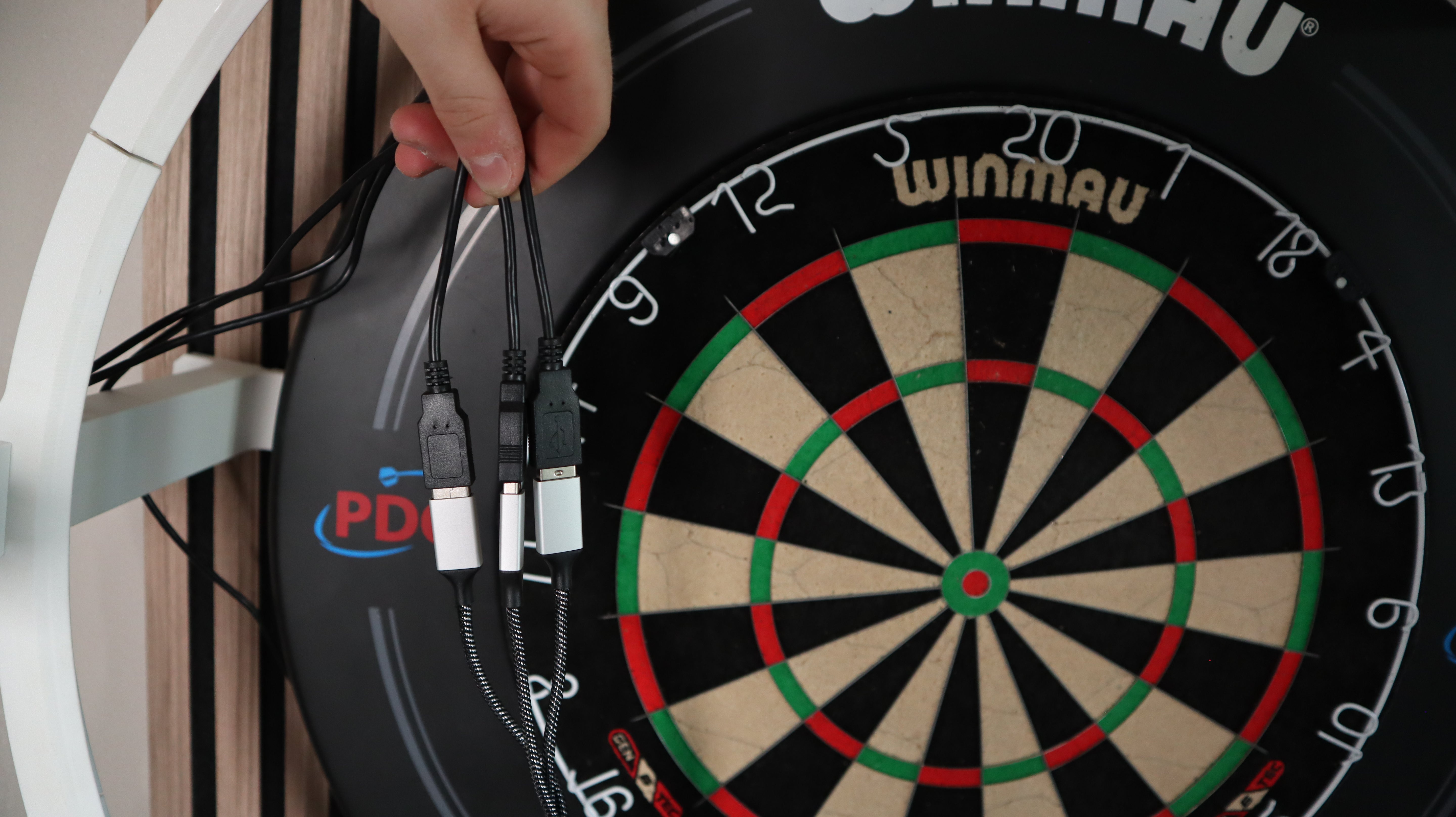 Autodarts Komplettset mit Leuchtring Elfenbeinweiß
